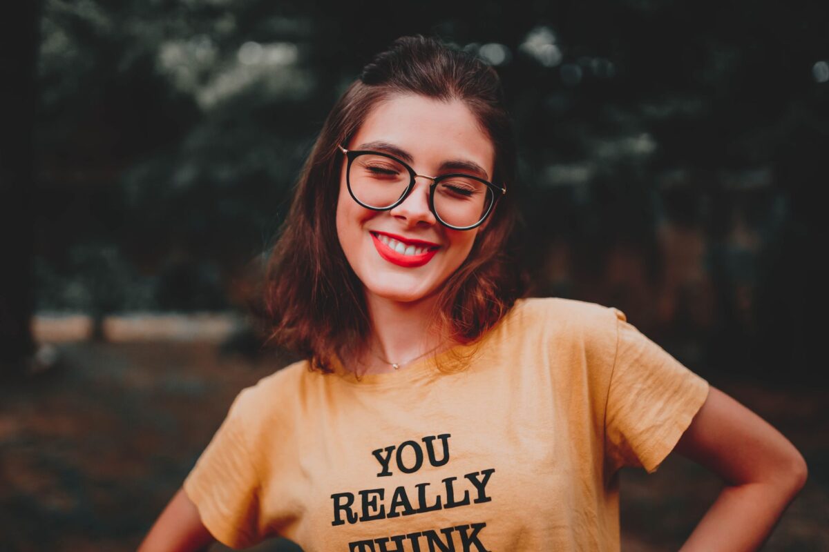 Personnalisation tee-shirts B2B : guide complet pour équipes et événements pro, du choix matière aux tailles